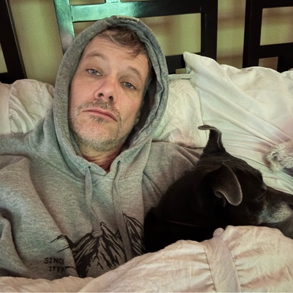 Meet your Posher, Jon - Picture 12 of 15